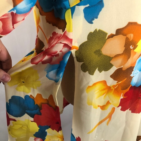 Womens Sheer Multi Color Blouse. Size Medium. - Picture 2 of 6